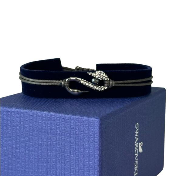 Swarovski Power Collection Hook Bracelet - Picture 3 of 12